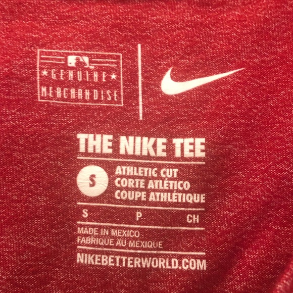 Women’s Cincinnati Reds Nike T-Shirt - Picture 5 of 6